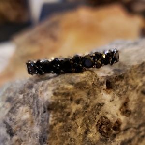Black spinel silver ring